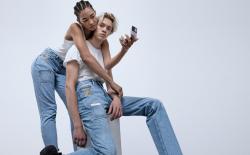Samsung Releases a Pair of Jeans with a Dedicated Pocket for the Galaxy Z Flip 3