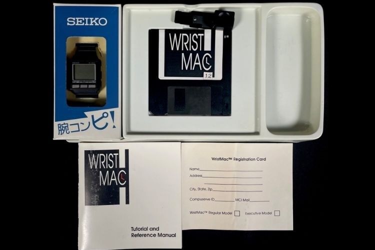 This Apple Watch-like Device from 1988 Could Sell for $50,000 in an Auction