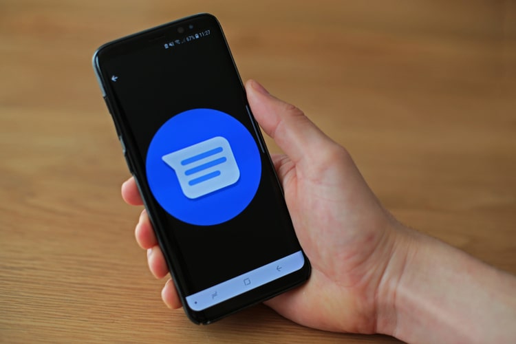 Google Messages on Android Now Translates iMessage Reactions into Emojis