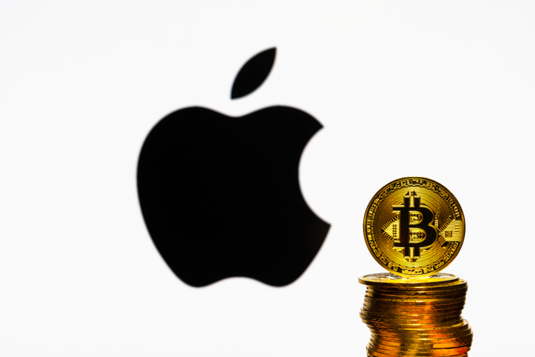 Tim Cook Reveals Why Apple Wouldn't Immediately Invest in Cryptocurrencies