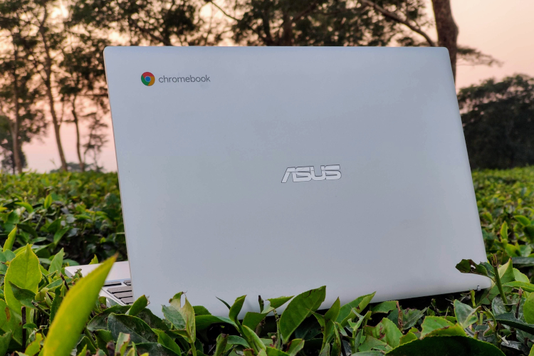 Asus Chromebook CX1101 Review: A Solid Deal for Students & Elders Under Rs  20,000