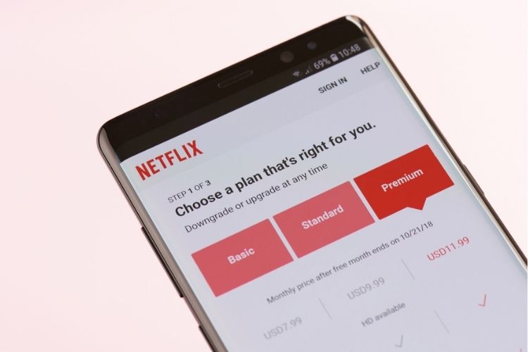 How Much Netflix Costs In Each Country (2023)