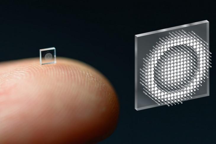 This Grain-of-Salt-Sized Camera Lens Can Capture High-Resolution, Full-Color Images