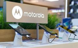 Here Are the Motorola Devices That Will Get Android 12