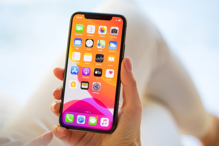 Apple's 2022 iPhone 14 Max Likely to Come Without a 120Hz Display: Report