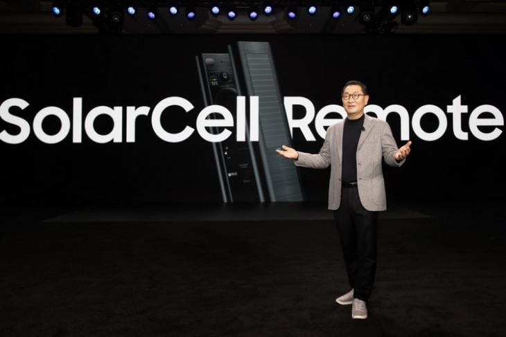 Samsung's New Eco Remote for TVs Uses Radio Frequencies from Routers to Charge
