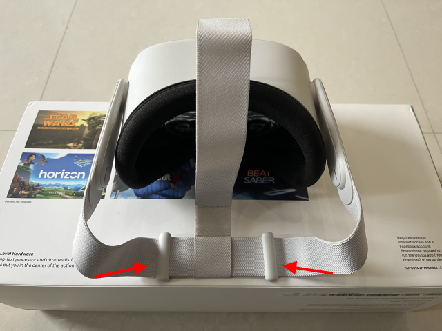 Oculus Quest 2 Side Straps setting up