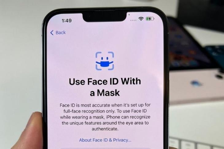 Apple to Allow Non-Apple Watch Users to Unlock Their iPhones Using Face ID While Wearing a Mask