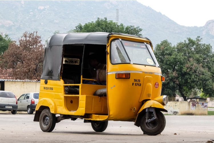 Bajaj Auto to Launch Electric Autos in India in Q1 2023 Beebom