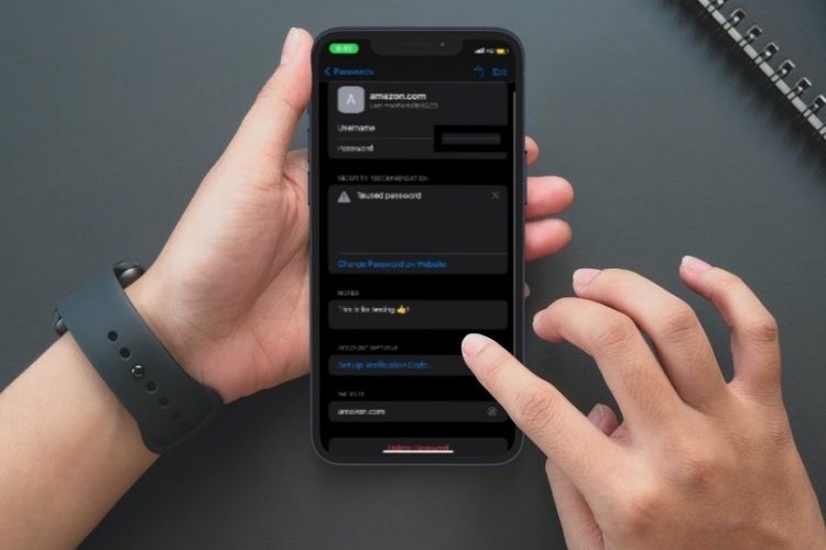 How to Add Notes to iCloud Keychain Entries on iPhone and iPad
https://beebom.com/wp-content/uploads/2022/02/How-to-Add-Notes-to-iCloud-Keychain-Entries-on-iPhone-and-iPad.jpg?w=750&quality=75