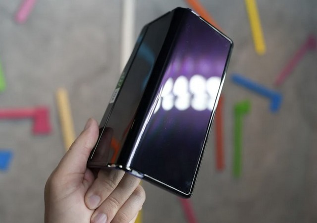 TCL Shows off Its Latest Foldable Smartphone Concepts at MWC 2022; Check out Right Here!