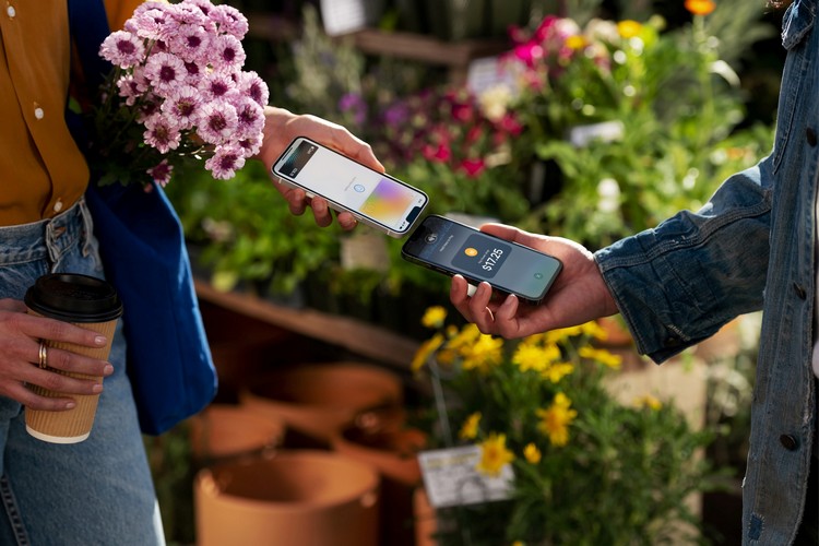 You Will Soon Be Able to Accept NFC-Based Contactless Payments via iPhones, Confirms Apple