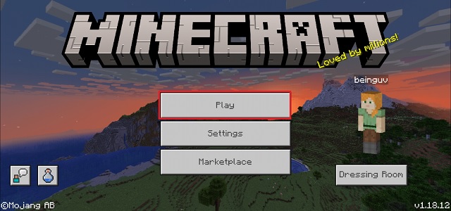 MCPE Homescreen with play button highlighted