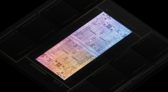 apple m1 ultra uses 2 M1 Max chips