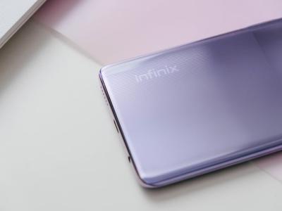 infinix introduces Light-Painting Leather Technology