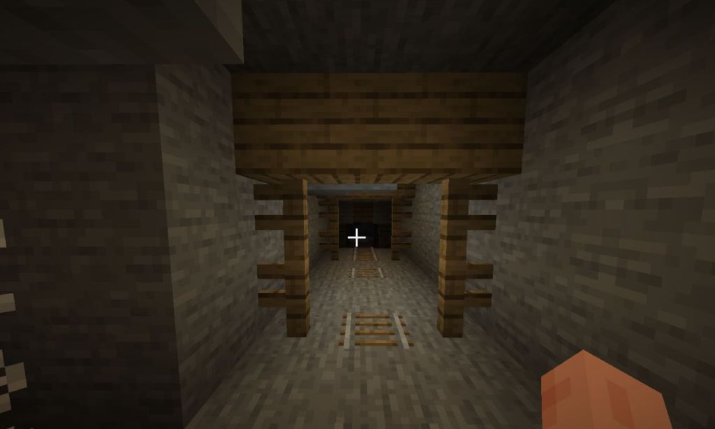 best Mineshaft seed near Spawn Point