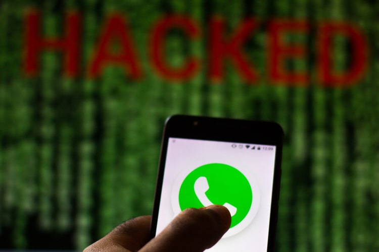 This WhatsApp Scam Lets Hackers Take Control of Your Account with One Phone Call feat.