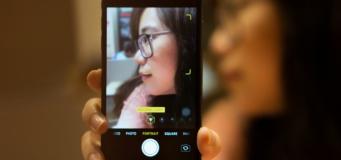 how to blur a photo on iPhone