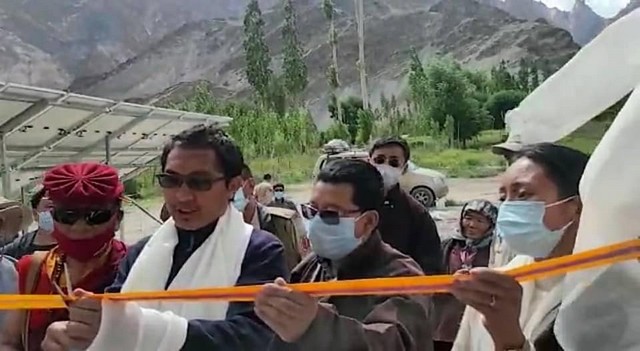 Jio se tornou a primeira empresa de telecomunicações a oferecer serviços 4G perto do lago Pangong em Ladakh 1 Jio se tornou a primeira empresa de telecomunicações a oferecer serviços 4G perto do Lago Pangong em Ladakh