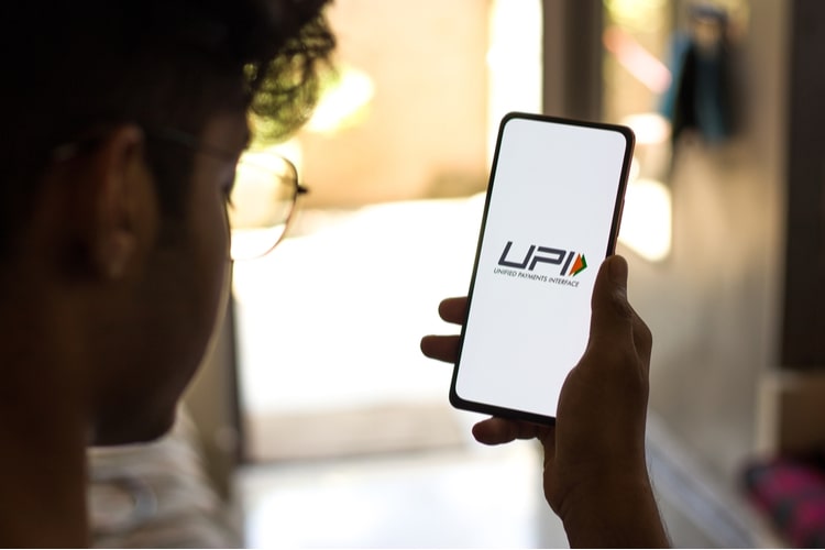 link credit cards with UPI announces RBI