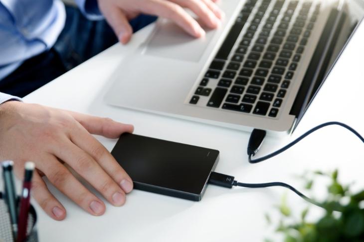 how to format internal ssd windows 11