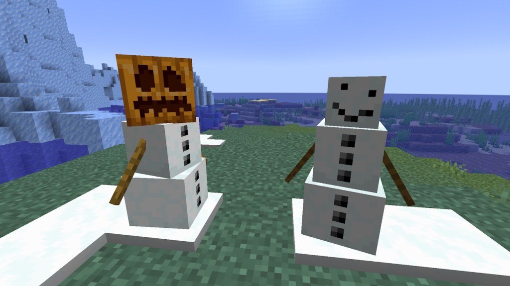 Snow golems with and without the pumpkin