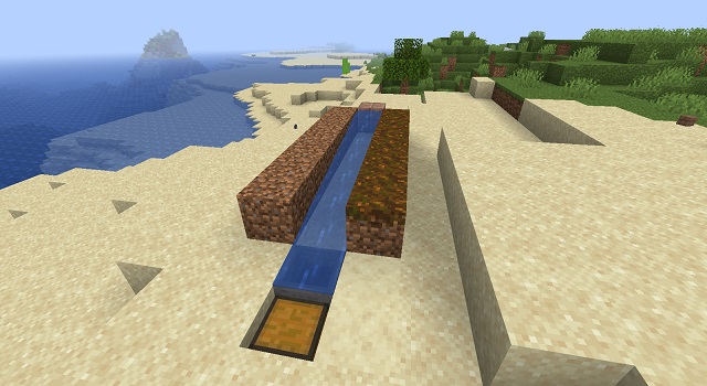 చక్కెర పొలంలో ప్రవహించే నీరు