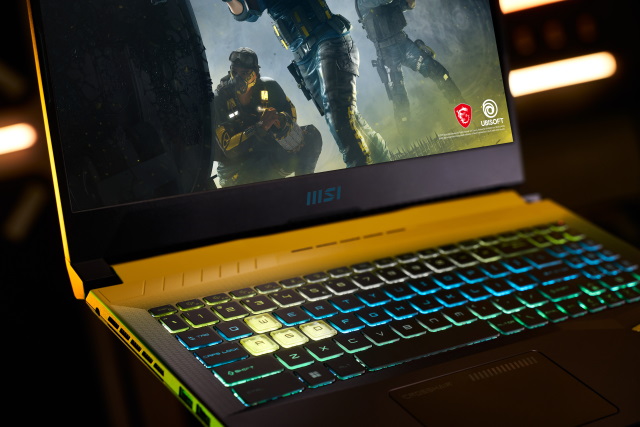 keyboard MSI Crosshair 15