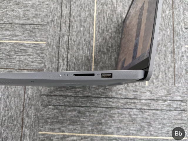 Lenovo Ideapad Slim 3 (2021) Review: A House Without a View