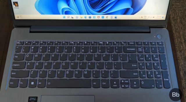 Lenovo Ideapad Slim 3 (2021) Review: A House Without a View
