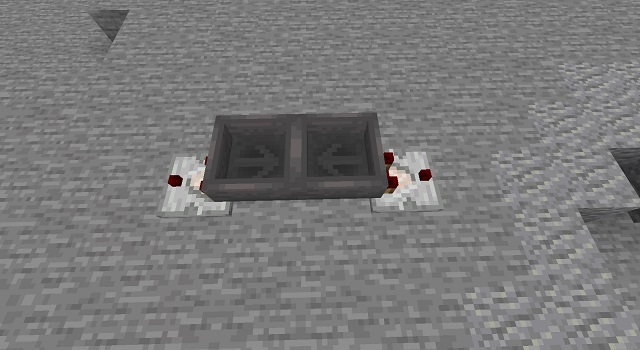 Hopper Mit Komparatoren In Redstone Clock In Minecraft