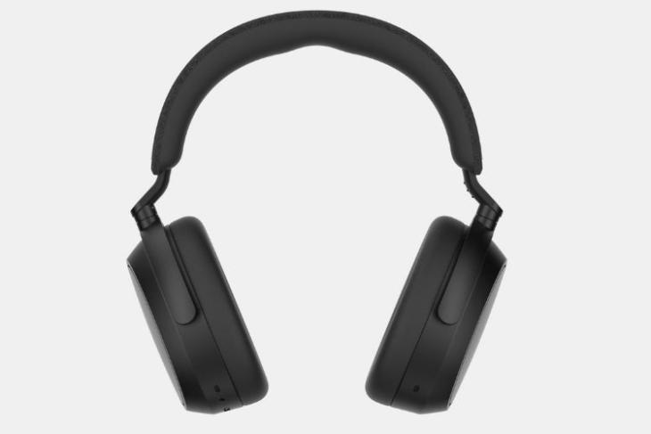 sennheiser momentum 4 launched in india