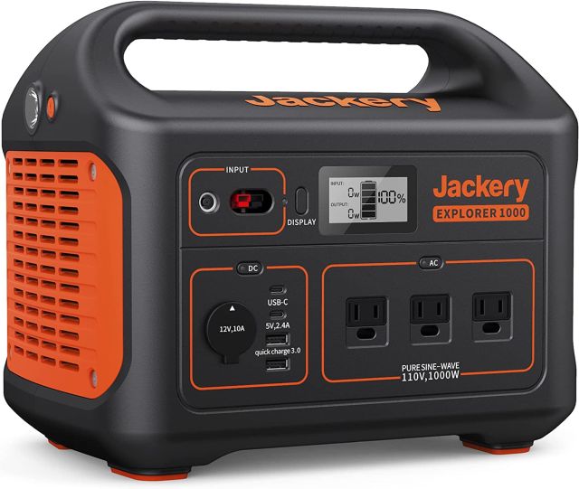 Best Jackery Deals for Christmas (2022)