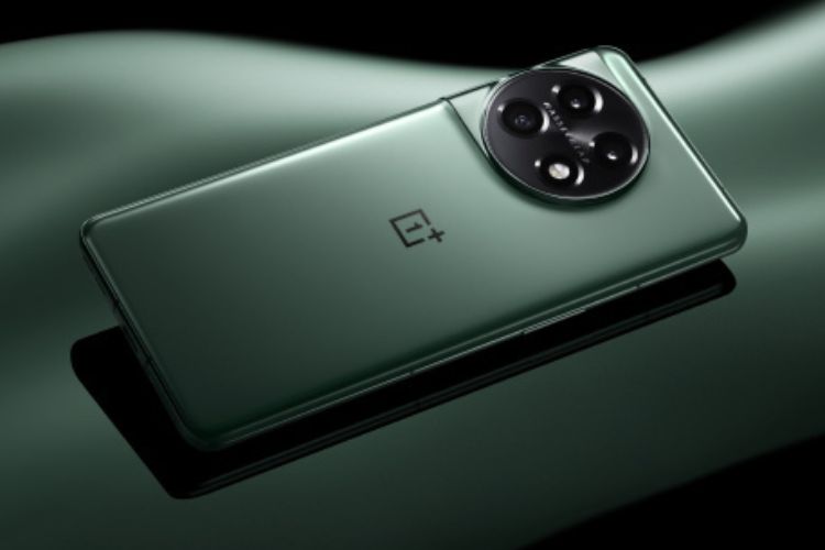 OnePlus 11 Launching in China First on January 4
https://beebom.com/wp-content/uploads/2022/12/oneplus-11-china-launch.jpg?w=750&quality=75