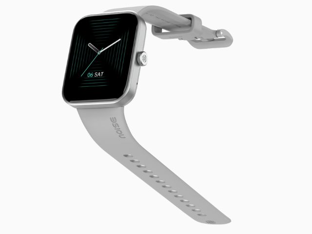 నాయిస్ కలర్ఫిట్ క్యాలిబర్ బజ్