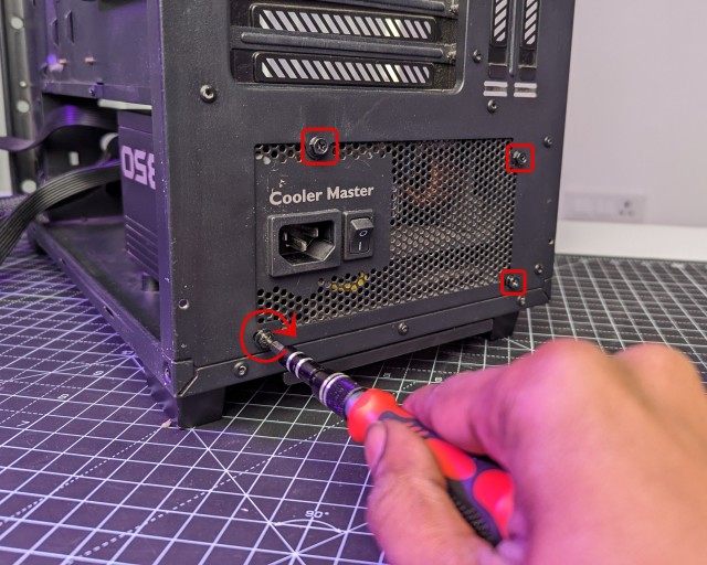 How to install a power supply in your PC