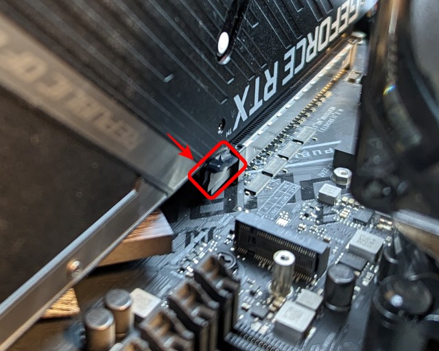 loosening up pcie slot