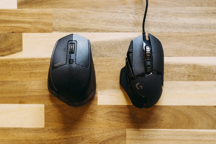 Wired vs. Wireless Mice: Which Is Best for Gaming? - Alibaba.com Reads