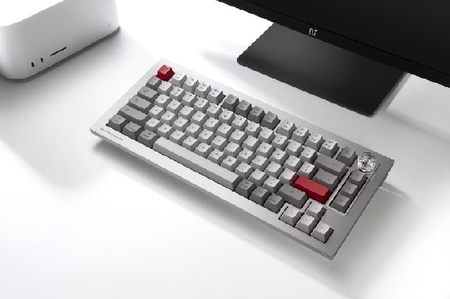 OnePlus Launches its First-Ever Mechanical Keyboard