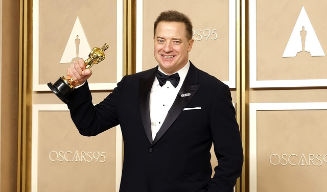 An image of Brendan Fraser in Oscars 2023.