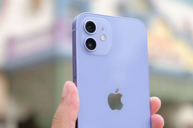 iPhone 16 to borrow iPhone 12 camera design