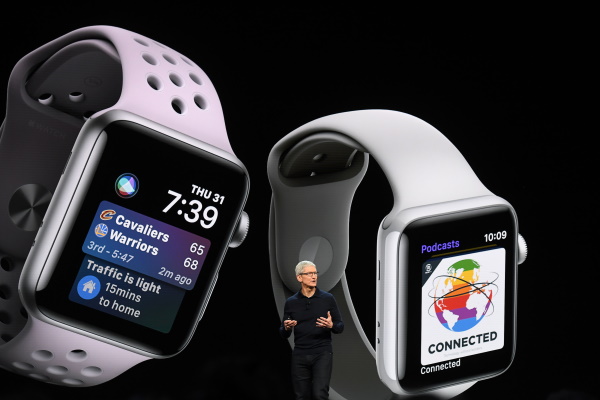 Visage Apple Watch Siri