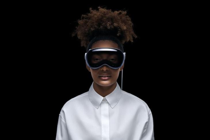 Apple Vision Pro official