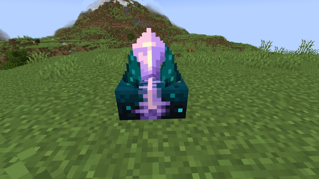 Como fazer e usar o sensor Sculk calibrado no Minecraft 3 Lado com o soquete de um sensor sculk calibrado no Minecraft