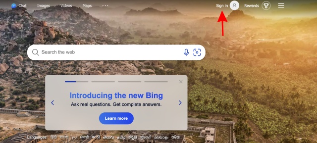 An image pointing towards the Microsoft Bing sign in button