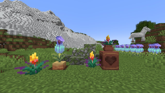 Torchflower and Pitcher plant decorations in Minecraft