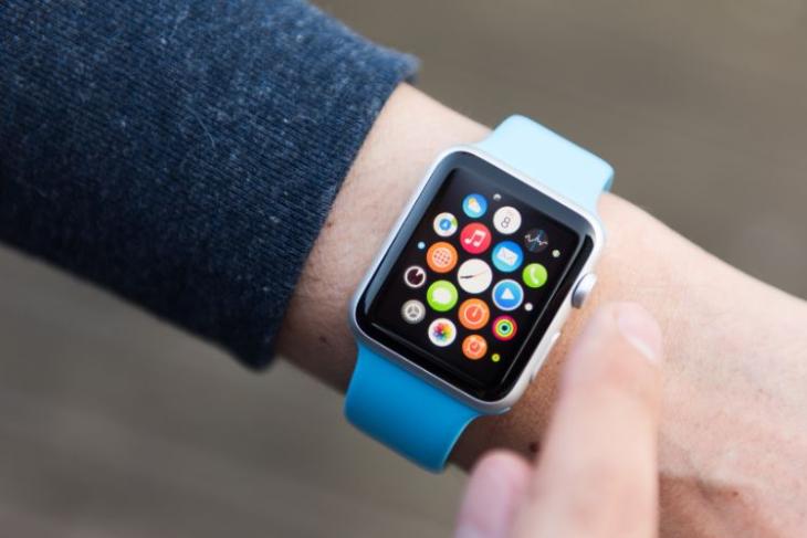 how-to-turn-apple-watch-on-and-off-beebom