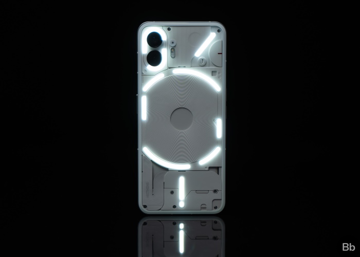 Nothing Phone (2) back