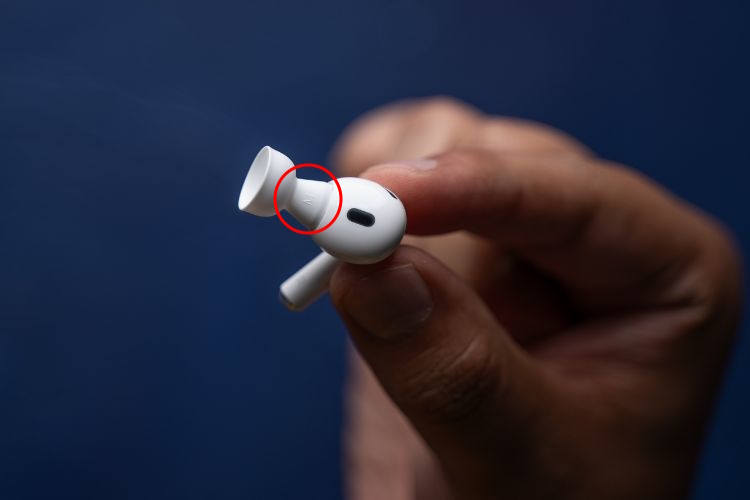 Size on AirPods Pro ear tips