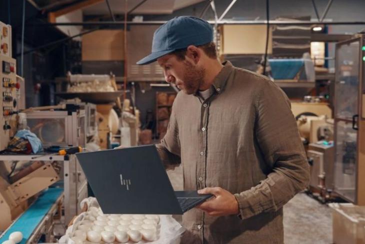 HP Dragonfly G4 launched in India